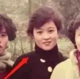 娱乐圈吃瓜资深少女,揭秘明星背后的那些事儿